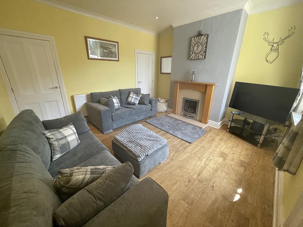 2 bedroom mid terrace house SSTC in Barnoldswick - IMG_4772.jpg